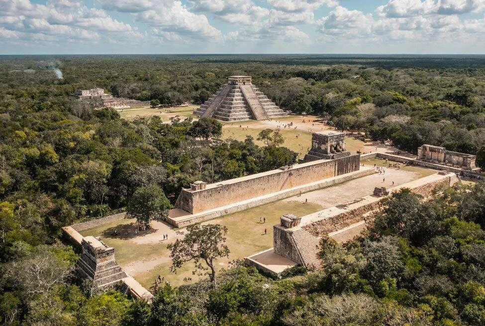 Chichen Itza 1 El Castillo, piramide di Kukulkan a Chichen Itza